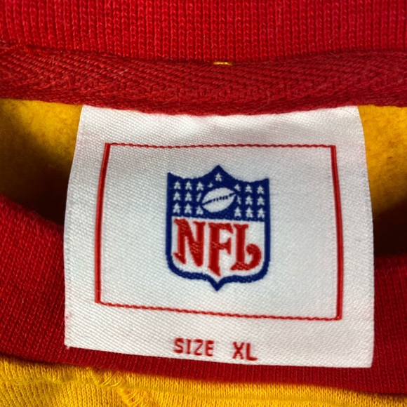Official NFL Chiefs  fleece Sweater - Picture 6 of 6